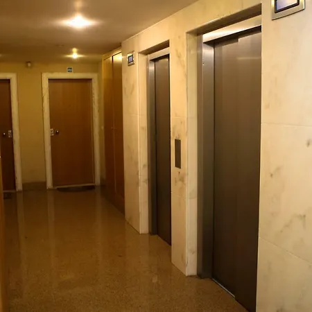 Benfica Family House Apartman *